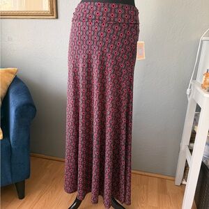 NWT!! 💗🖤 LuLaRoe Vibrant Patterned Maxi Skirt - Pink and Black